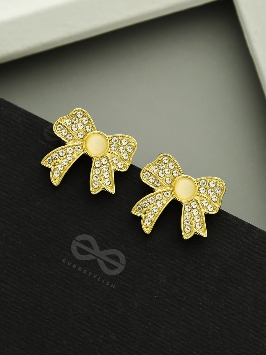 Perfect Presents- CZ And Pearls Studded Golden Earrrings