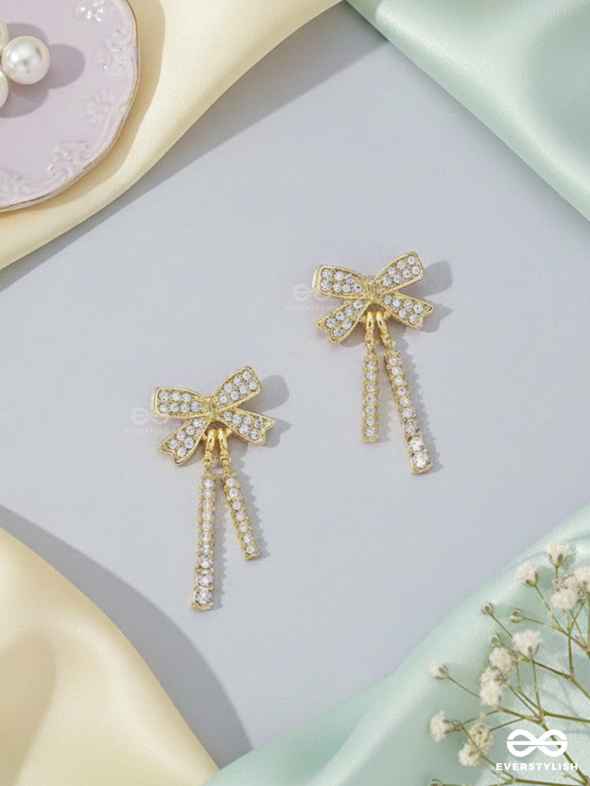 The Rockstar- Golden Rhinestones Earrings