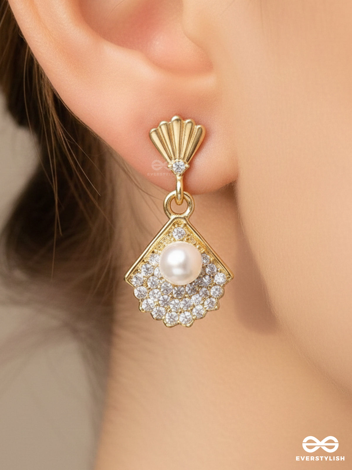 Sand N Pearl- Golden Rhinestones And Pearl Earrings