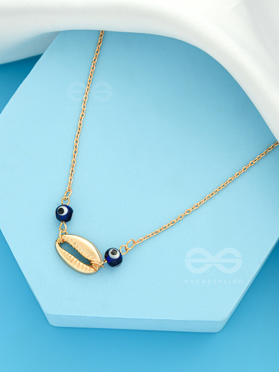 Shell-Eyed - Evil Eye Stone Golden Necklace With Anti-Tarnish Coating