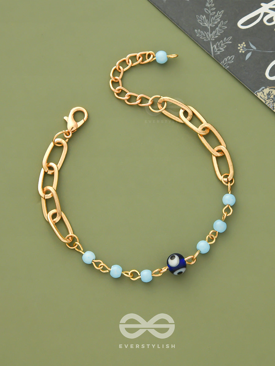 Star Of The Show- Evil Eye Stone & Beads Studded Golden Bracelet