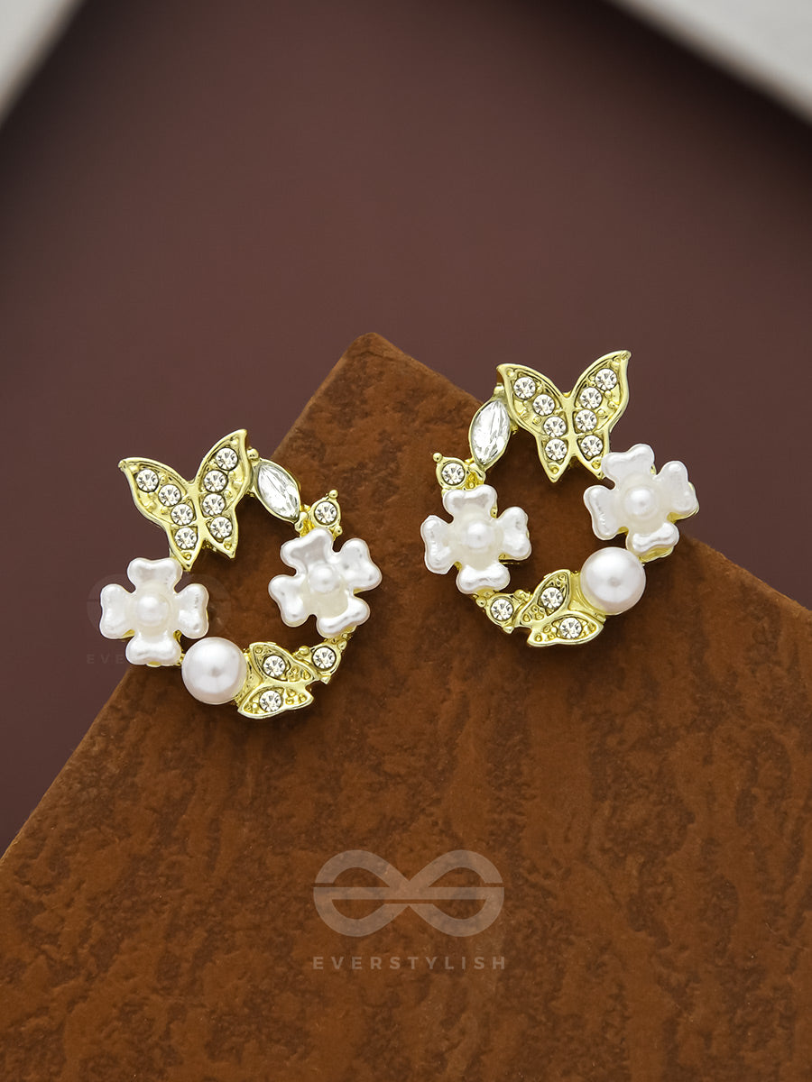 The Pearly Wreath- Golden Pearl And Rhinestones Earrings
