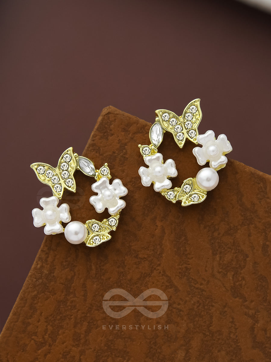 The Pearly Wreath- Golden Pearl And Rhinestones Earrings