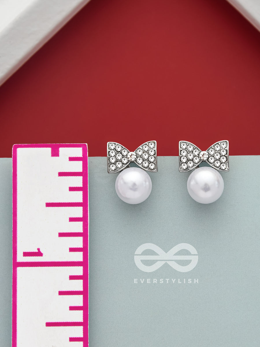 Bow-Toons- Silver Rhinestones And Pearl Earrings