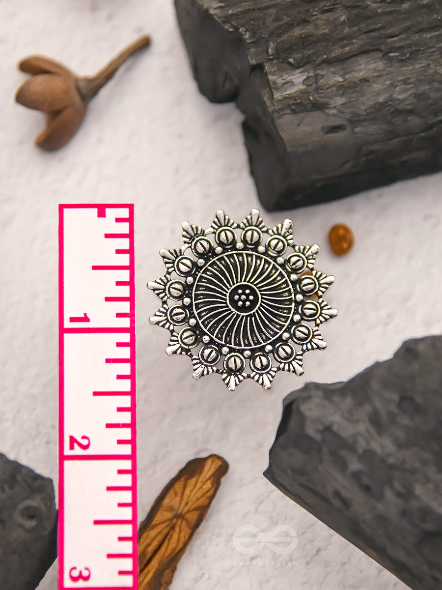 The Foggy Floret - Oxidised Statement Ring