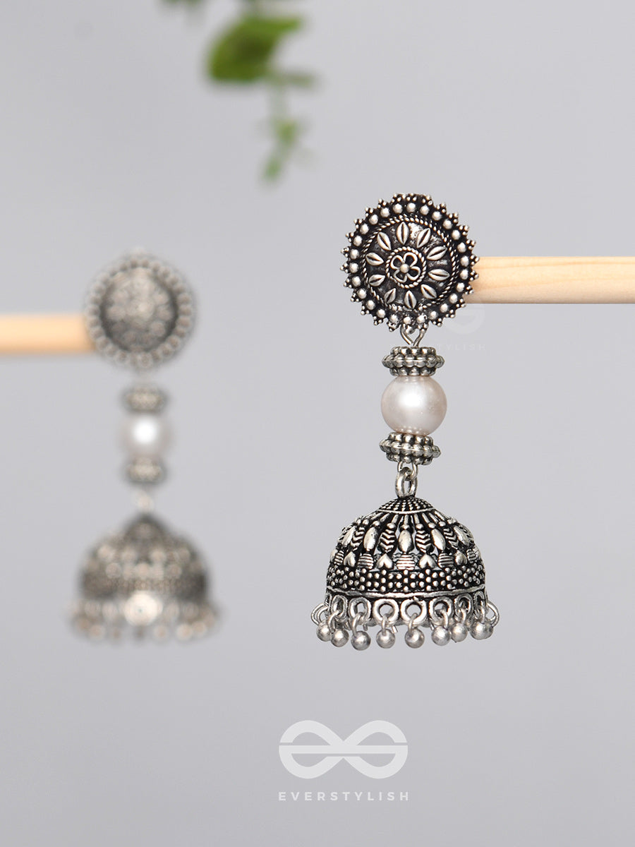 Shadow Of Sun- Oxidised Pearl Earrings