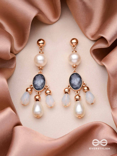The Foggy Sky- Golden Pearl Earrings