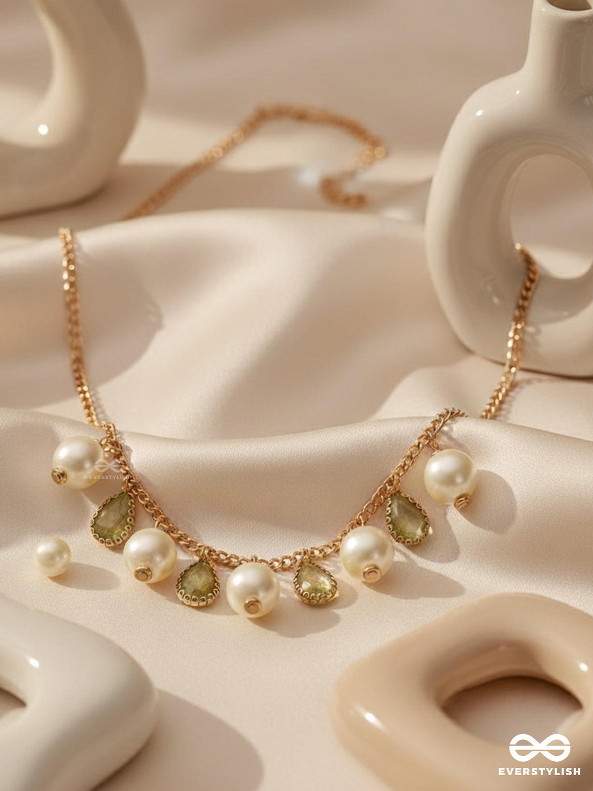The Daisy Shrub- Golden Embellished Necklace With Anti-Tarnish Coating