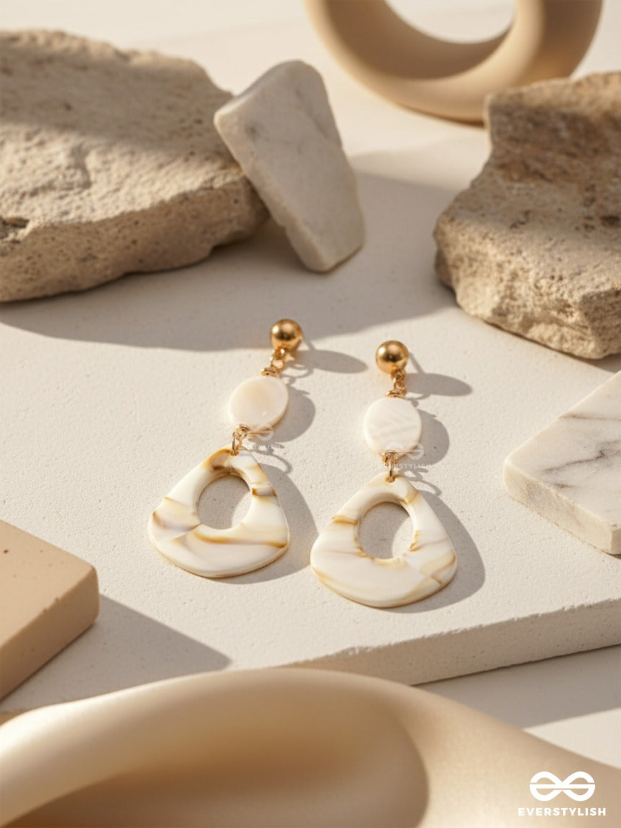 The Seashell Heart- Golden Embellished Sandstone Earrings