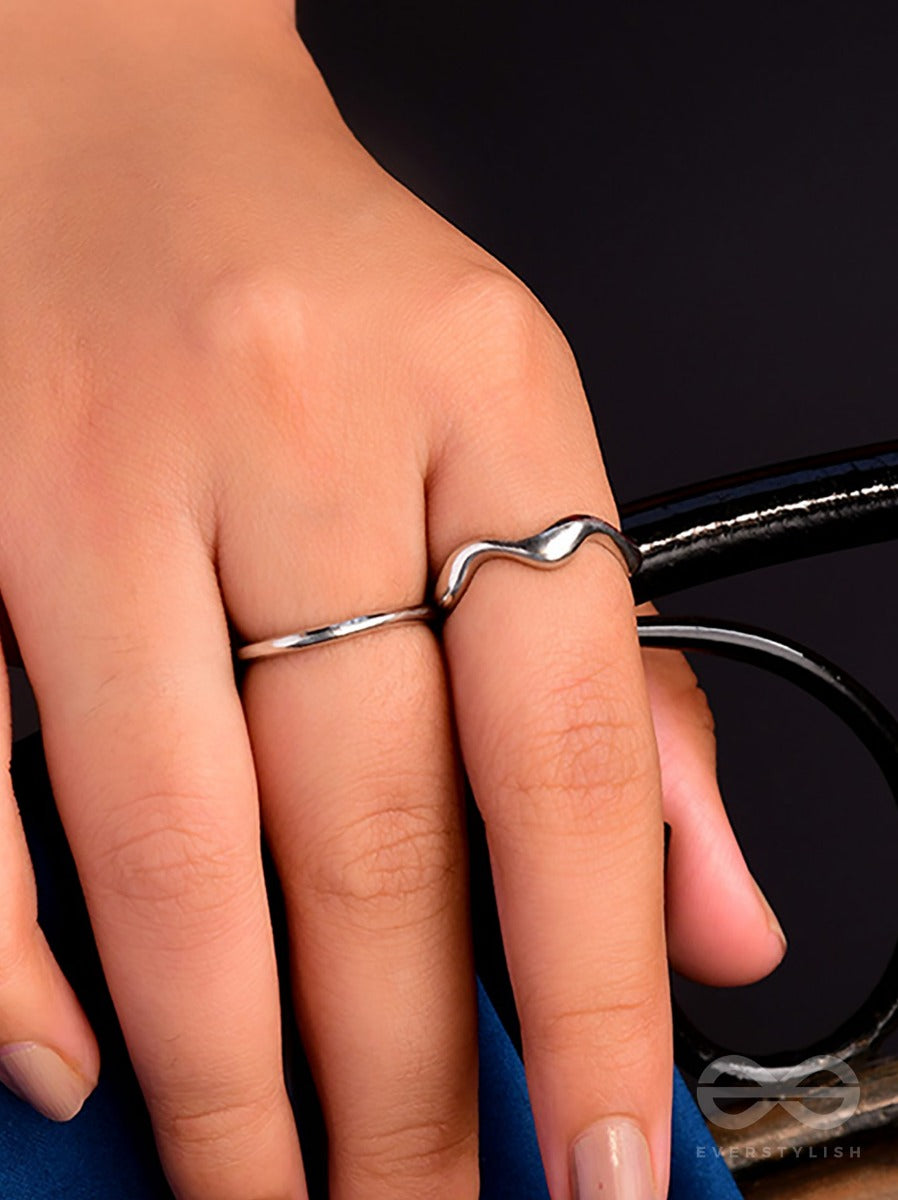 The Moonlit Trails- Silver Set Of Two Rings