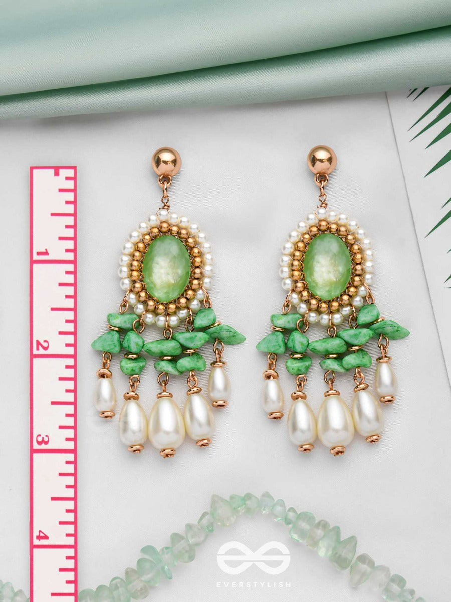 The Everlasting Elegance - Golden Embellished Earrings