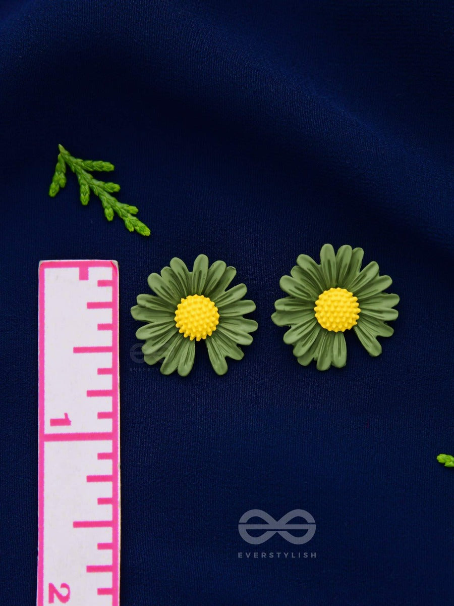 Forget-Me-Not - Casual Stud Earrings (Green)