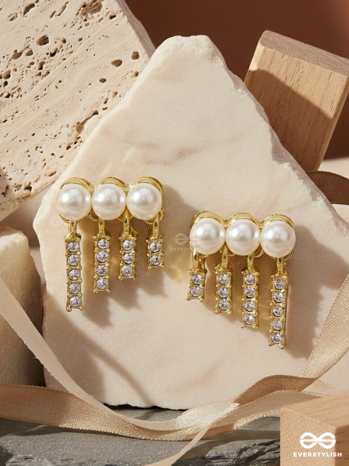 Swingin In Wind - Golden Pearl Earrings