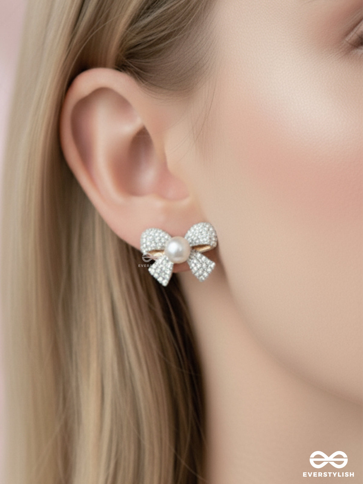 Knot-A-Lot - Golden Pearl Sparkling Studs