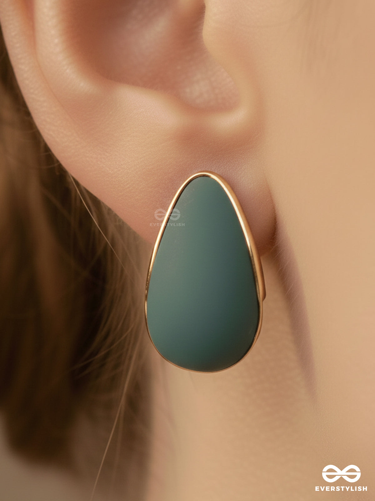 Juggle Jiggle - Teal Blue & Golden Studs