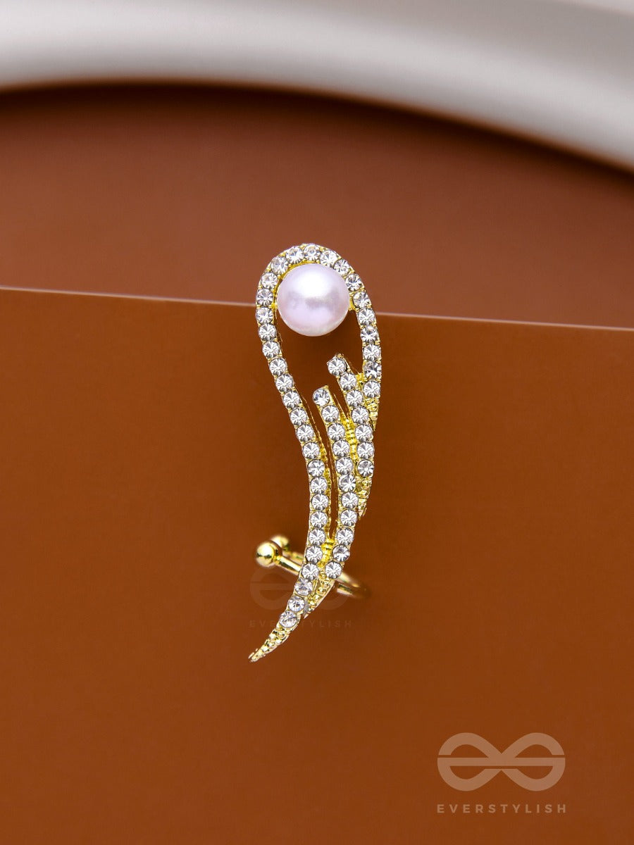 Wing Of Freedom - Golden Pearl Ear Cuff(One Ear)