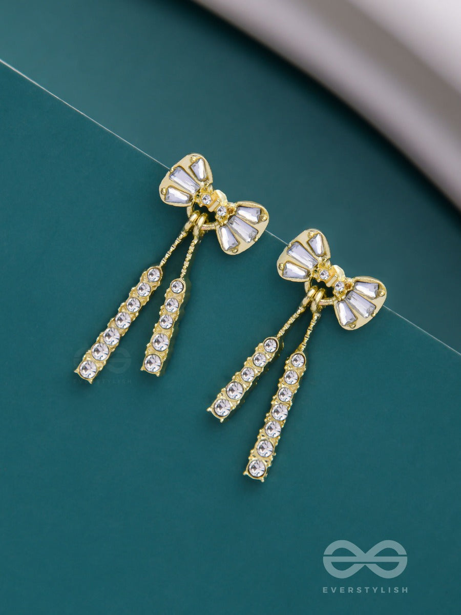 A Bowtiful Moment - Golden Sparkling Earrings