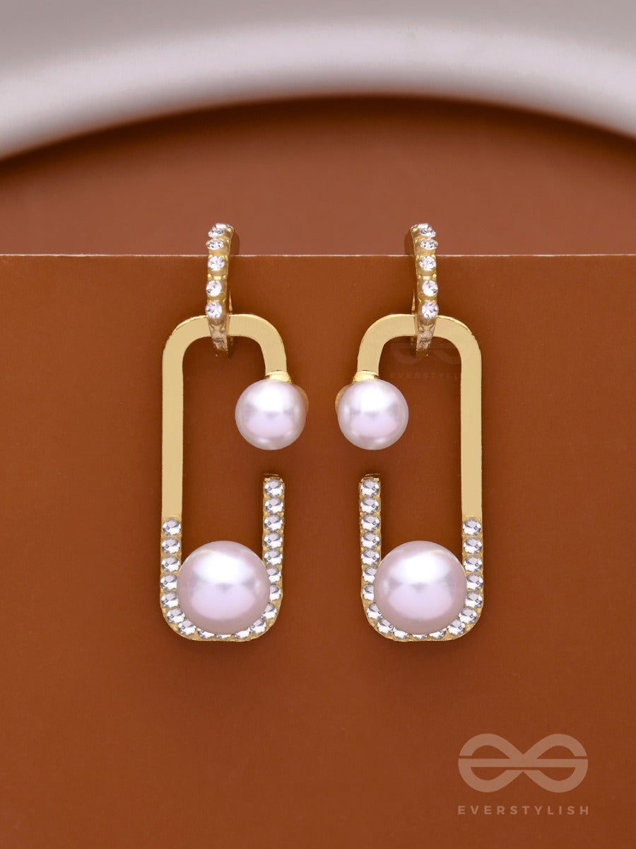 Interlocked Splendor - Golden Pearl Drop Earrings