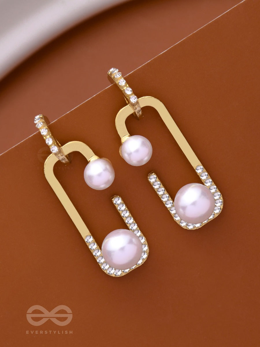 Interlocked Splendor - Golden Pearl Drop Earrings