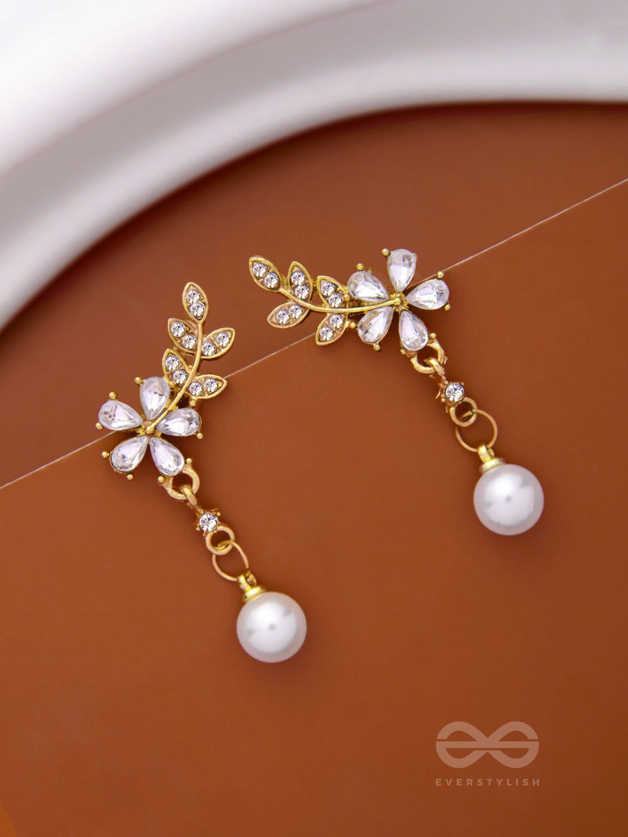 Life In Full Bloom - Sparkling Pearl Earrings