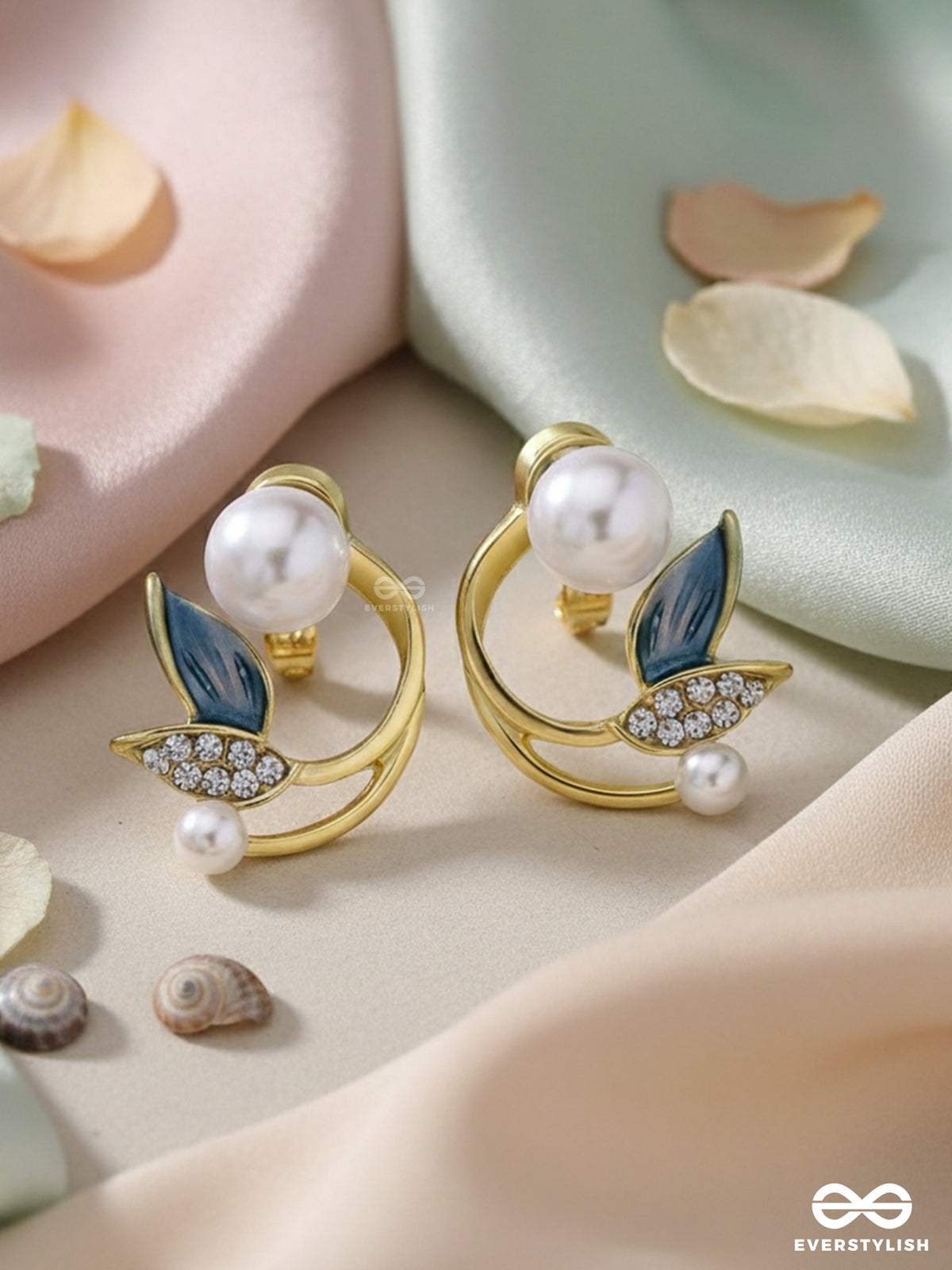 The Leafy Miracle - Golden Studs