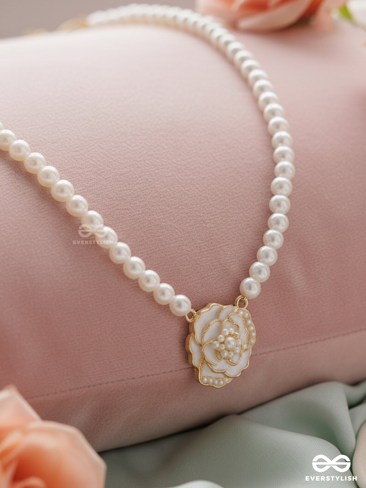 A Glistening White Peony - Golden Pearl Neckpiece