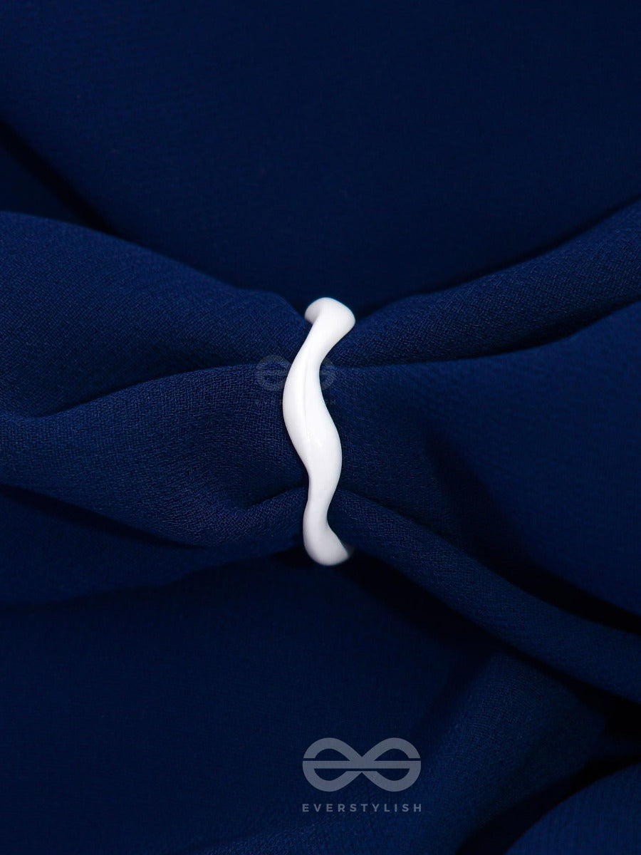 Ivory Curves -White Adjustable Acrylic Ring