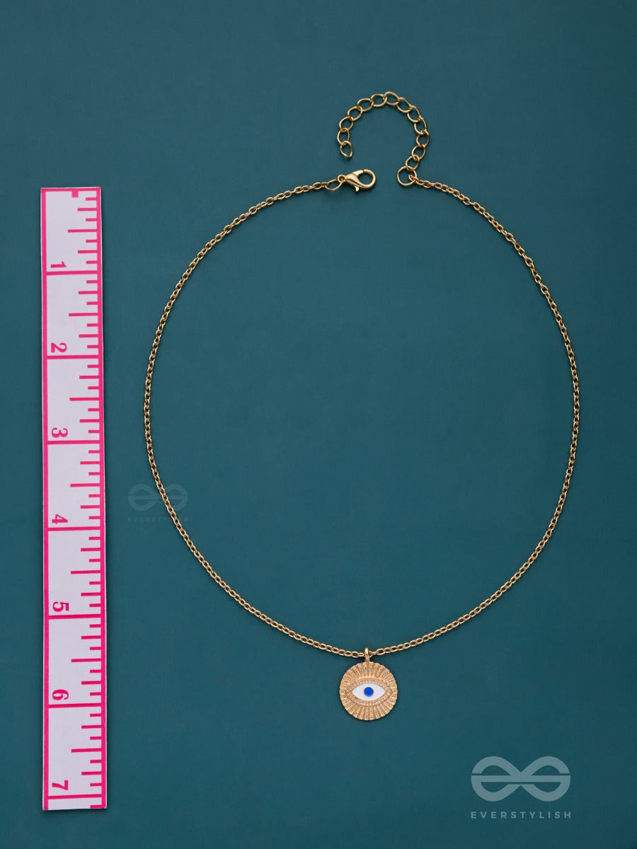 An Eye For An Eye - Golden Casual Neckpiece With Anti-Tarnish Coating