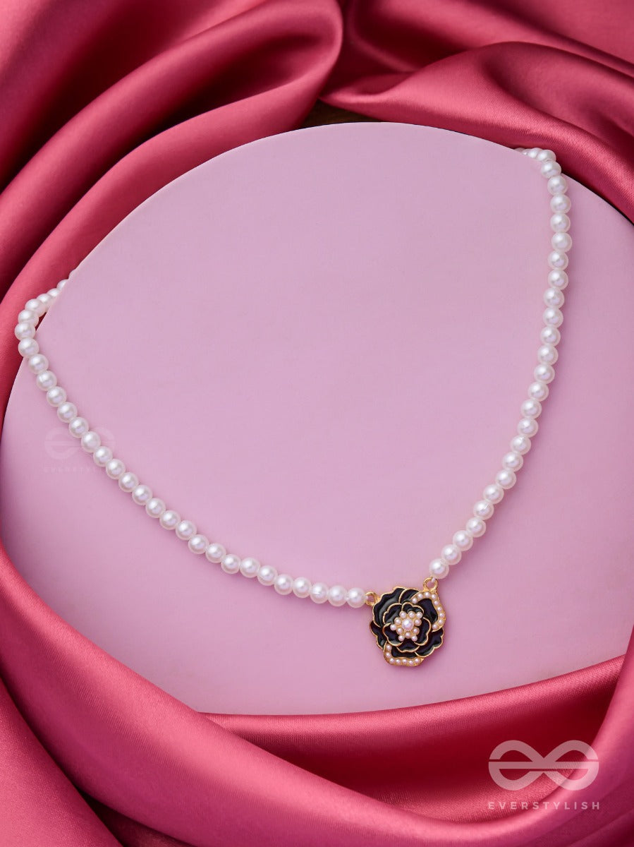 A Glistening Black Peony - Golden Pearl Neckpiece