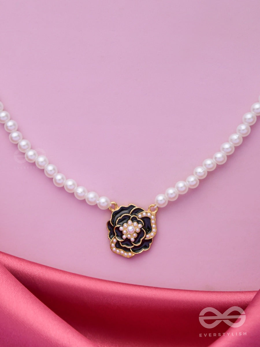 A Glistening Black Peony - Golden Pearl Neckpiece