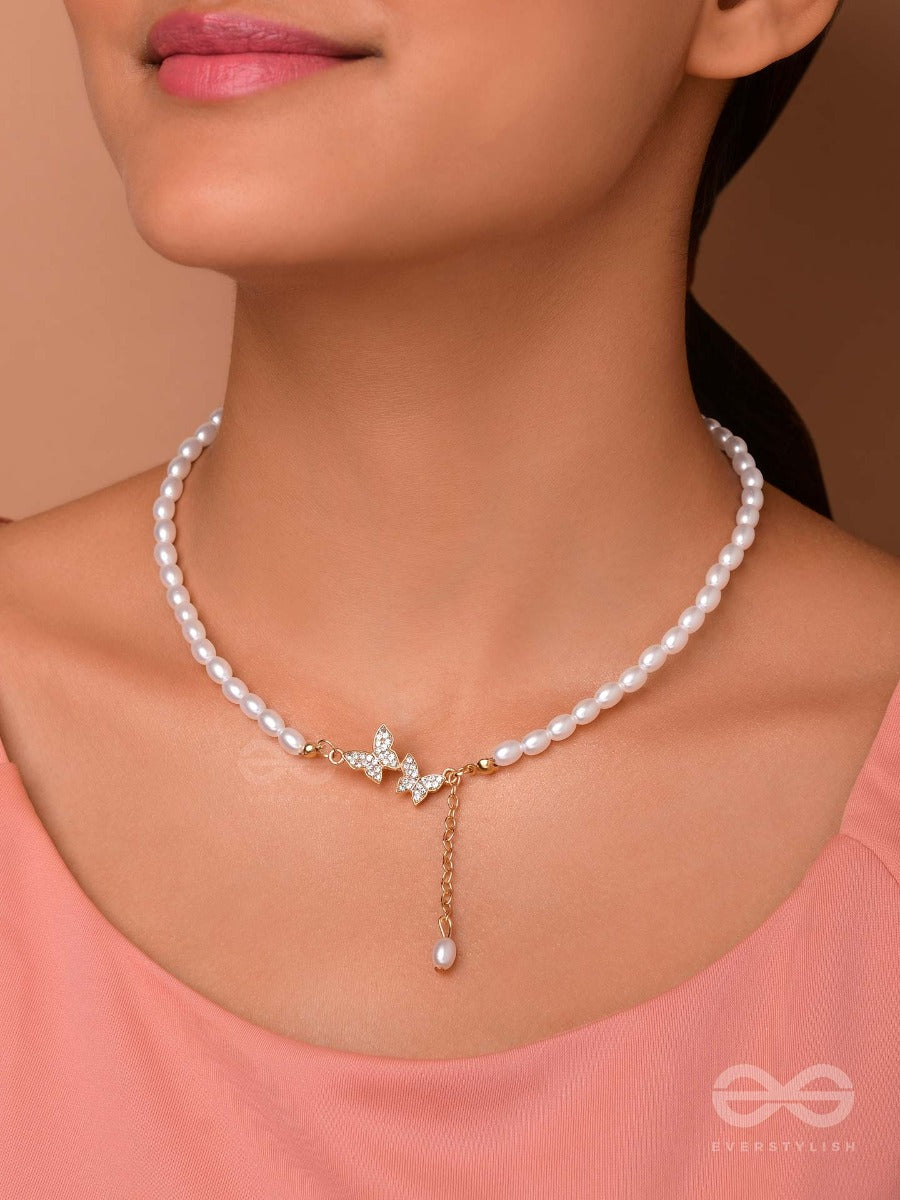 Two Tiny Aviators - Golden Pearl Neckpiece