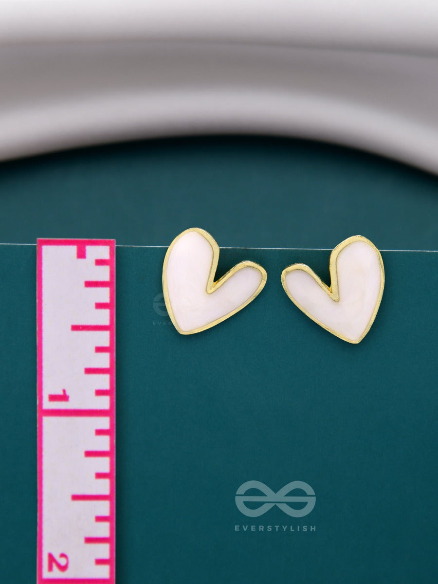 Lovebeatin Hearts - Cute Enamelled Studs (White)