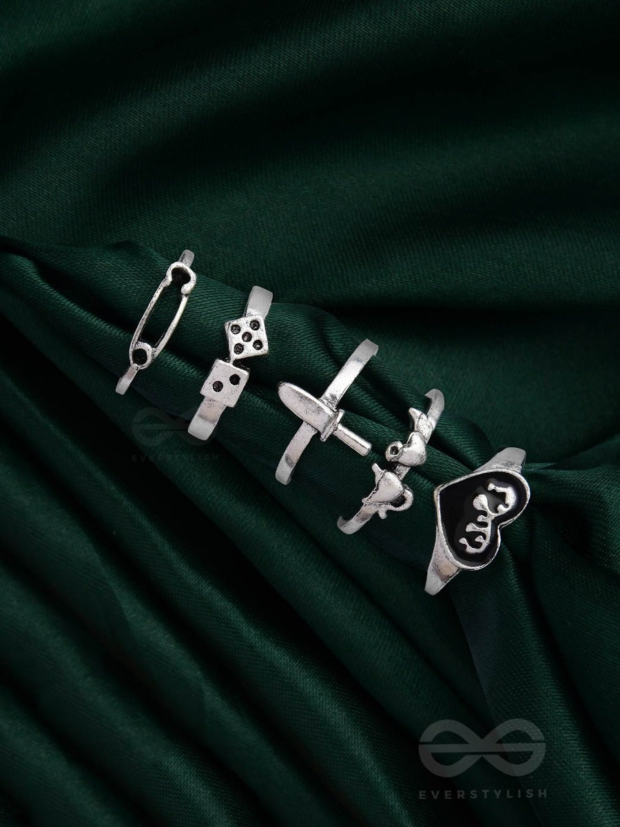 All About Love And War - Set Of 5 Silver Rings