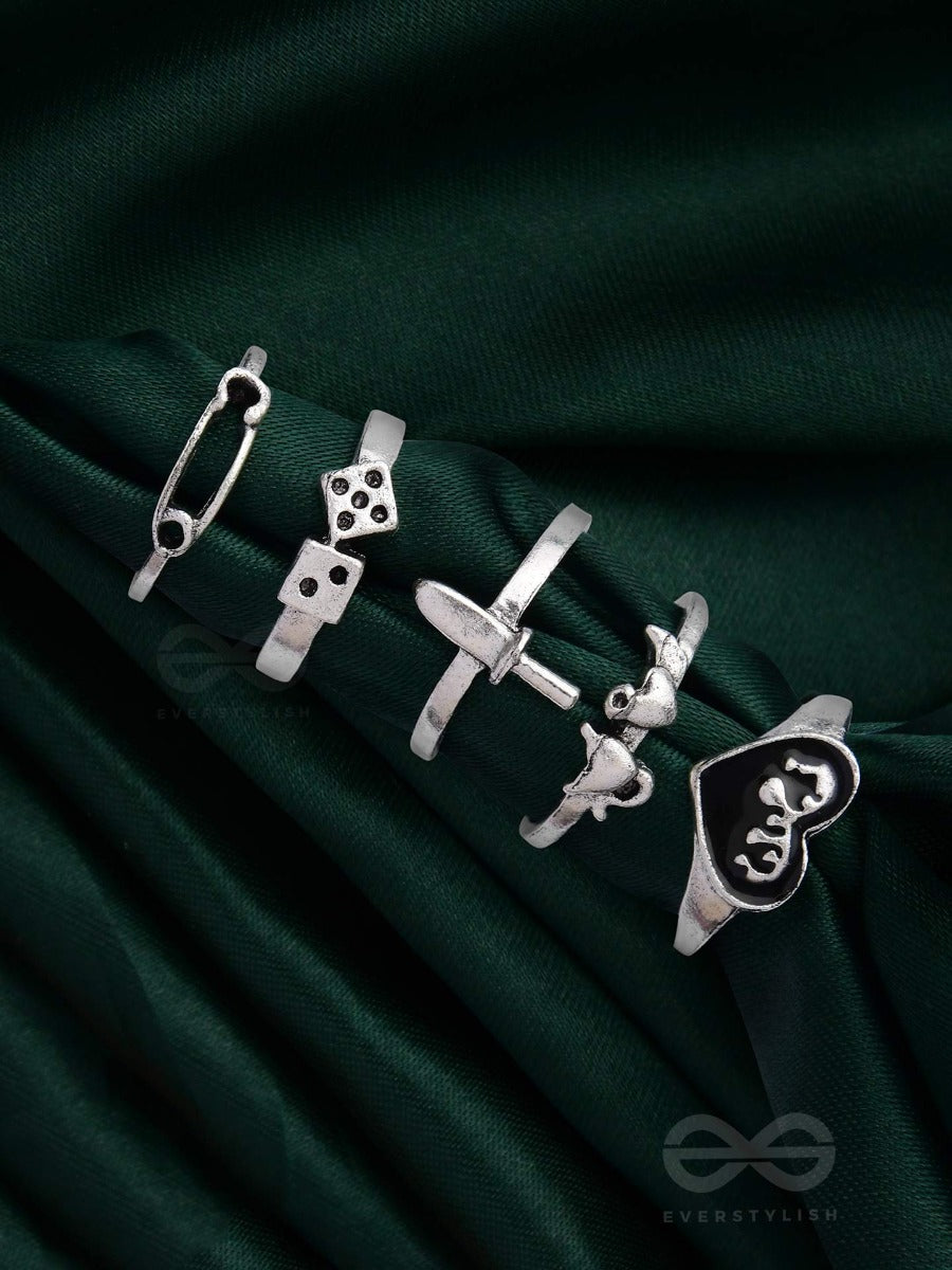 All About Love And War - Set Of 5 Silver Rings