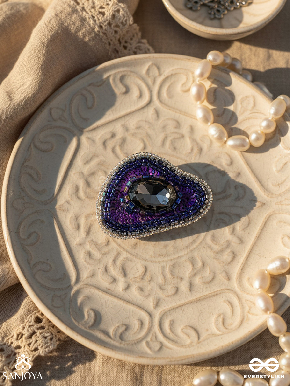 Anavriti - The Unfurling Elegance - Stone, Sequins And Beads Embroidered Ring (Purple)