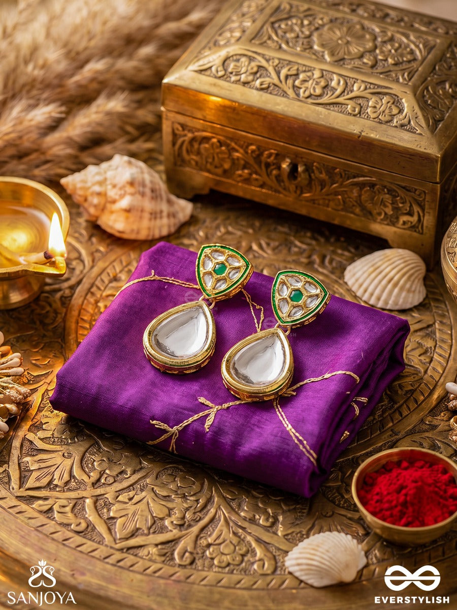 Harinmani - The Emerald Cut - Golden Embellished Polki And Kundan Earrings