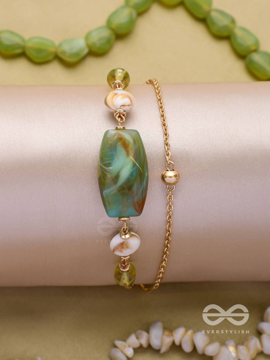 Mossy Marbles - Golden Embellished Multilayer Sandstone Bracelet