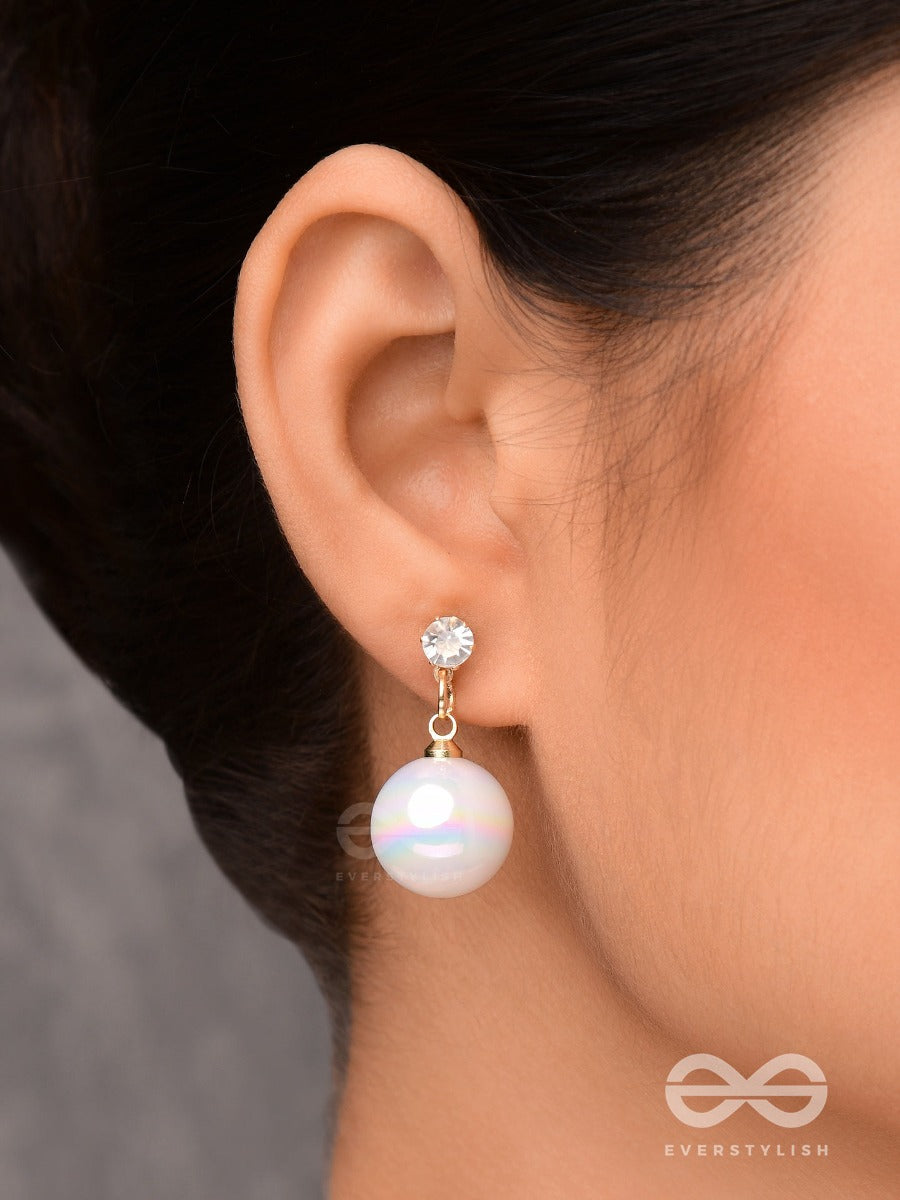 Pearly Moonshine - Golden Embellished Earrings