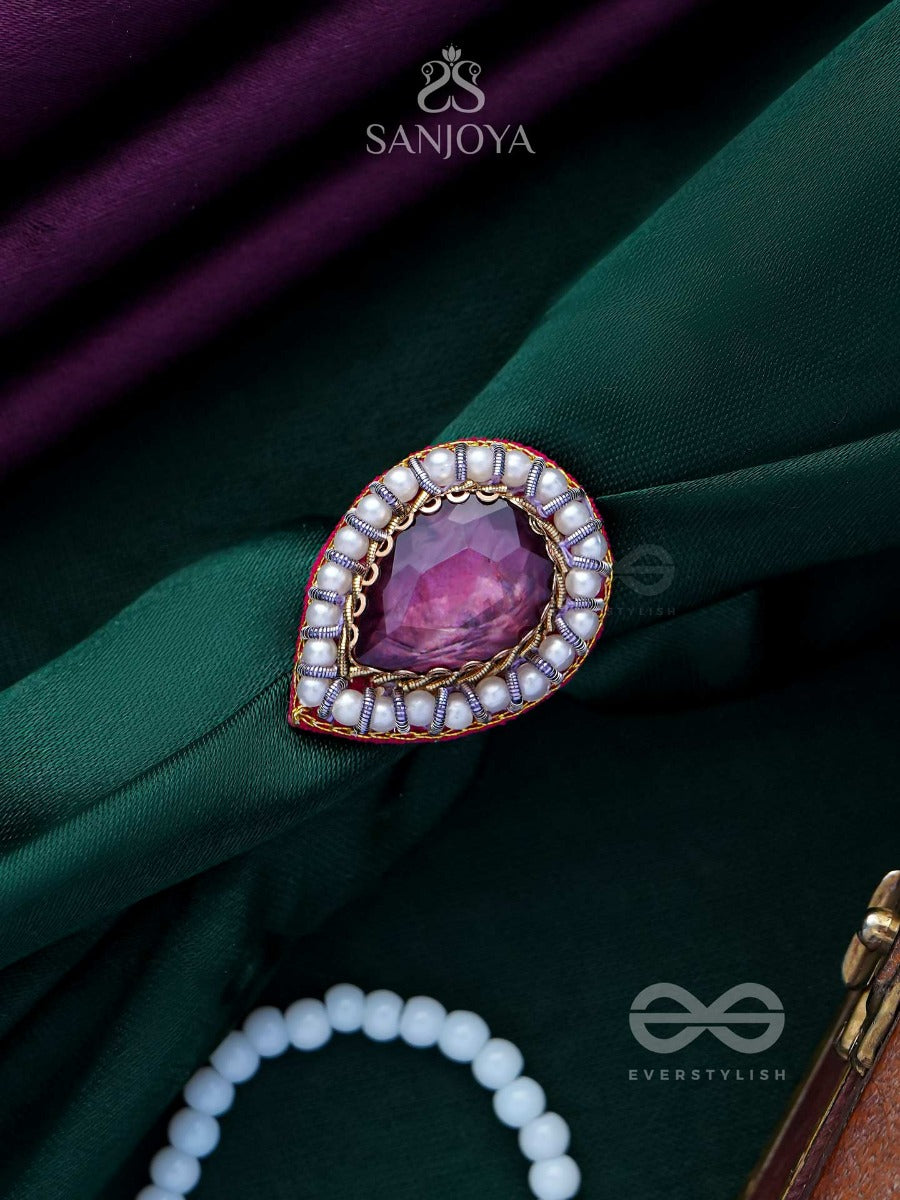 Vrashta - The Magestic Raindrop - Stone And Beads Embroidered Ring