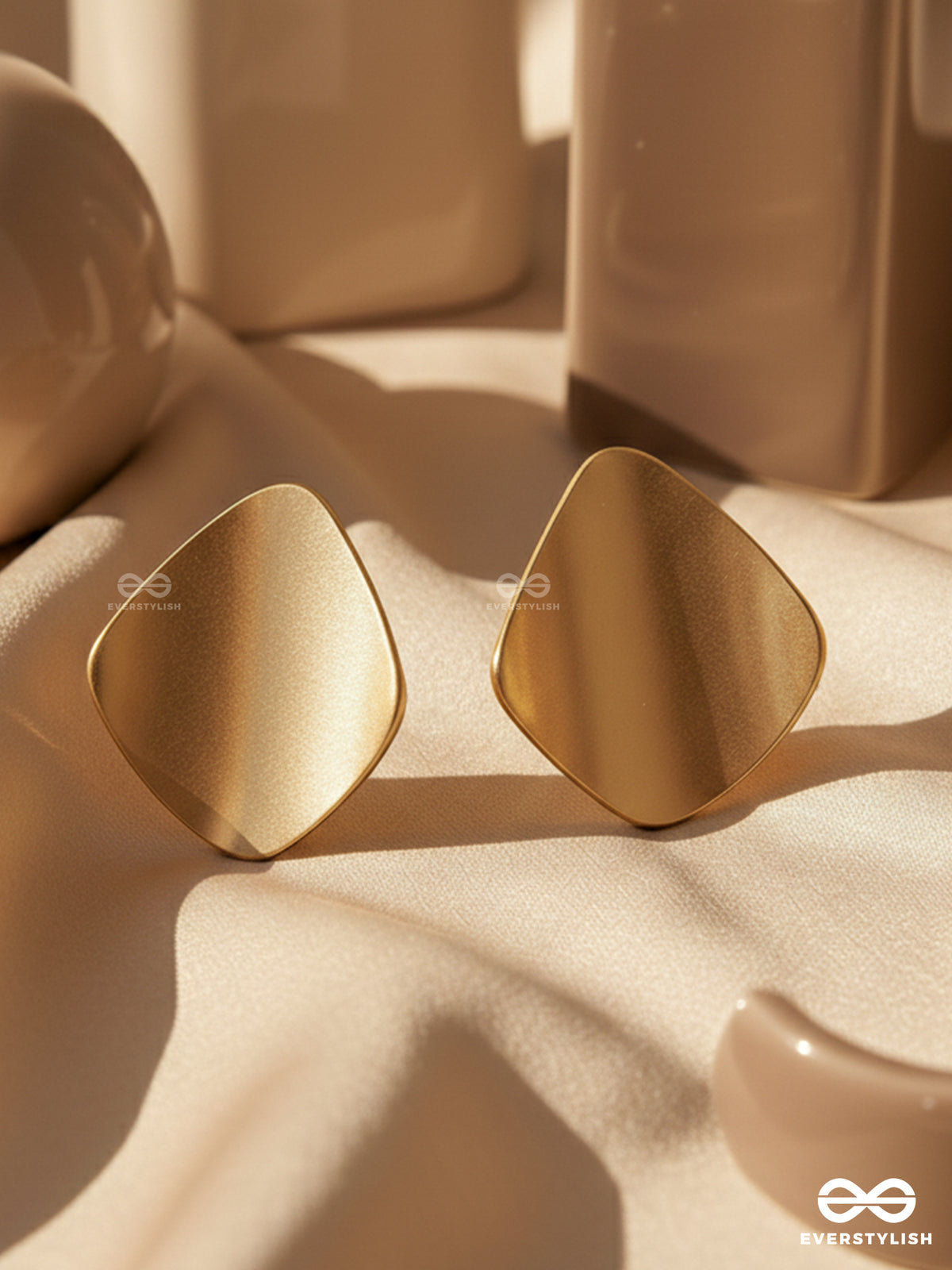 Arched Aura - Golden Stud Earrings