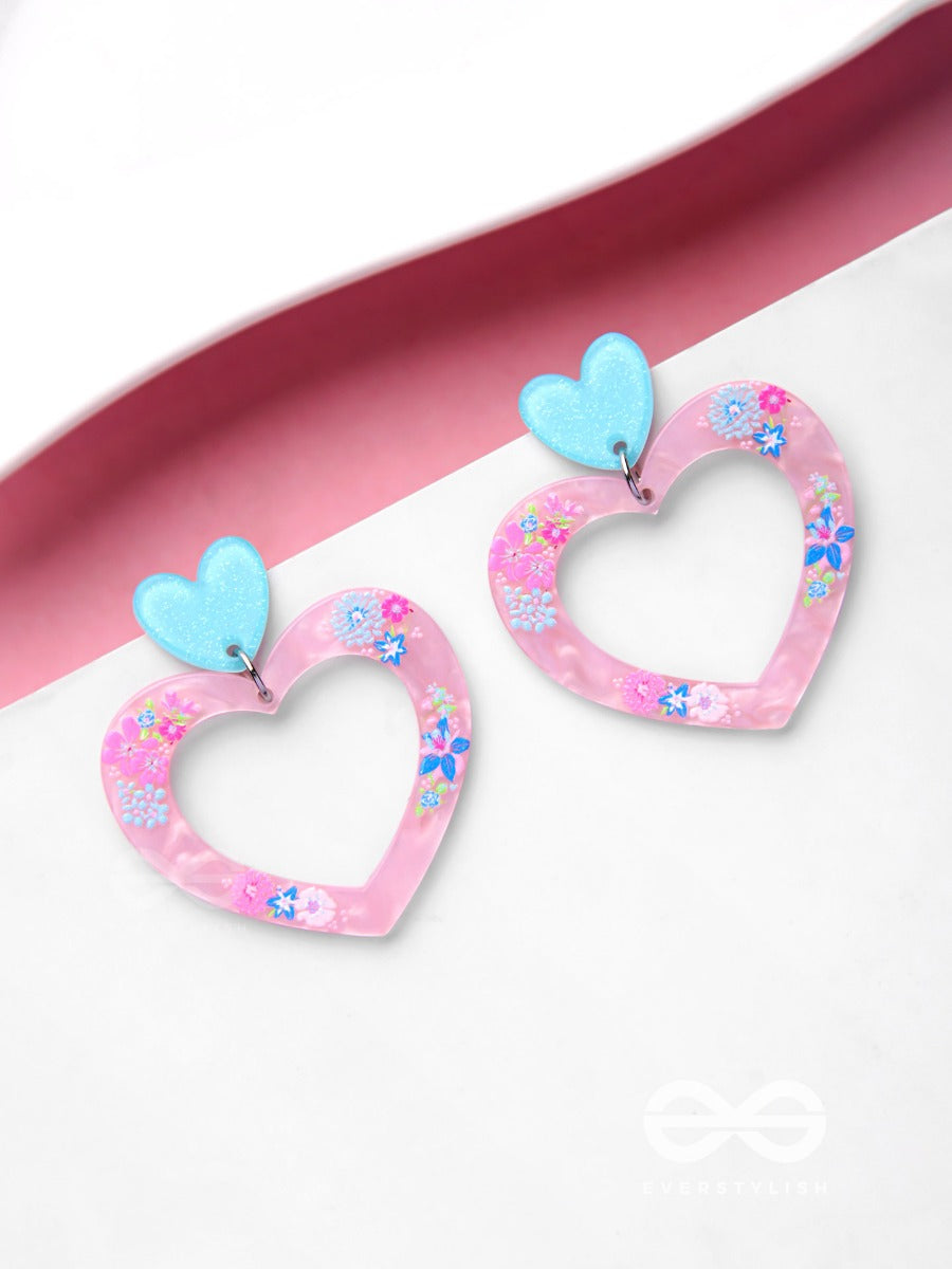 Fallin' In Love - Pink And Blue Acrylic Earrings