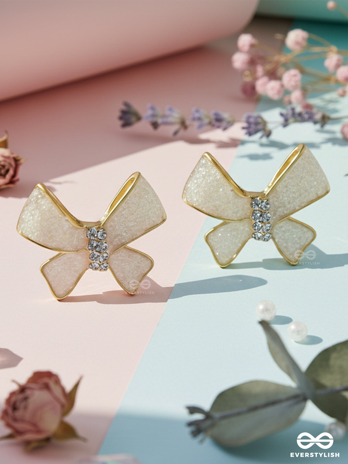 Retro Ribbon Radiance - Golden Embellished Earrings