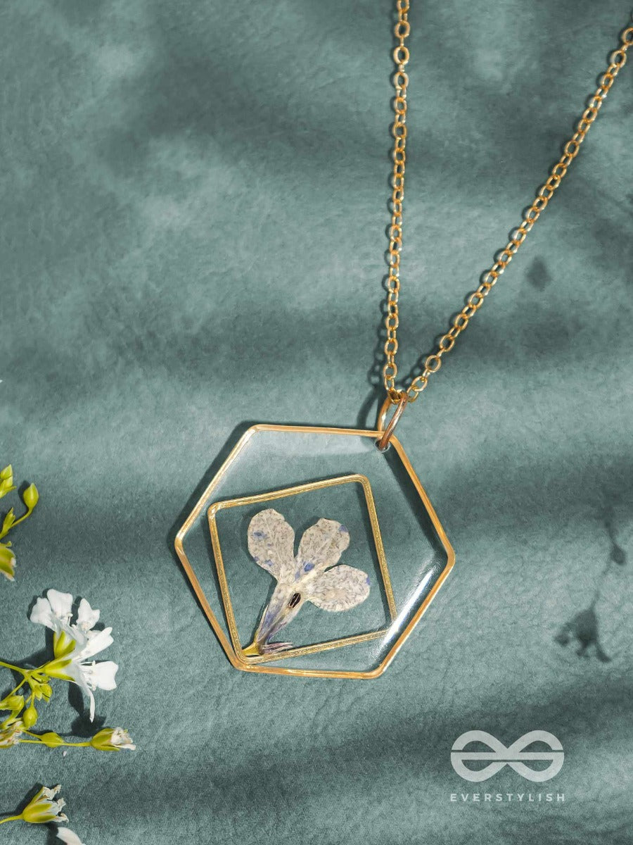 The Fairy Bloom - Pressed Flower Resin Pendant With Anti-Tarnish Coating