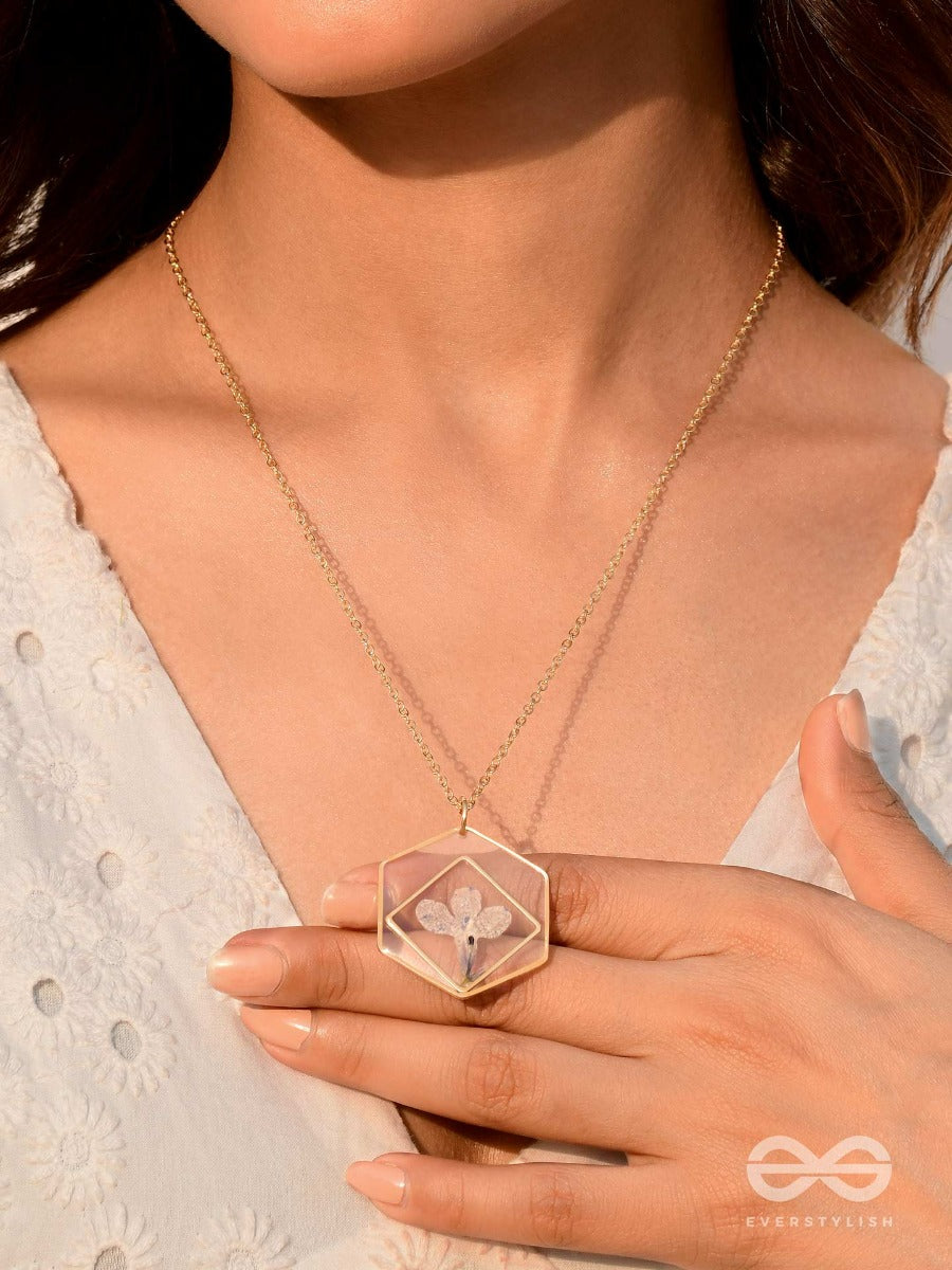 The Fairy Bloom - Pressed Flower Resin Pendant With Anti-Tarnish Coating