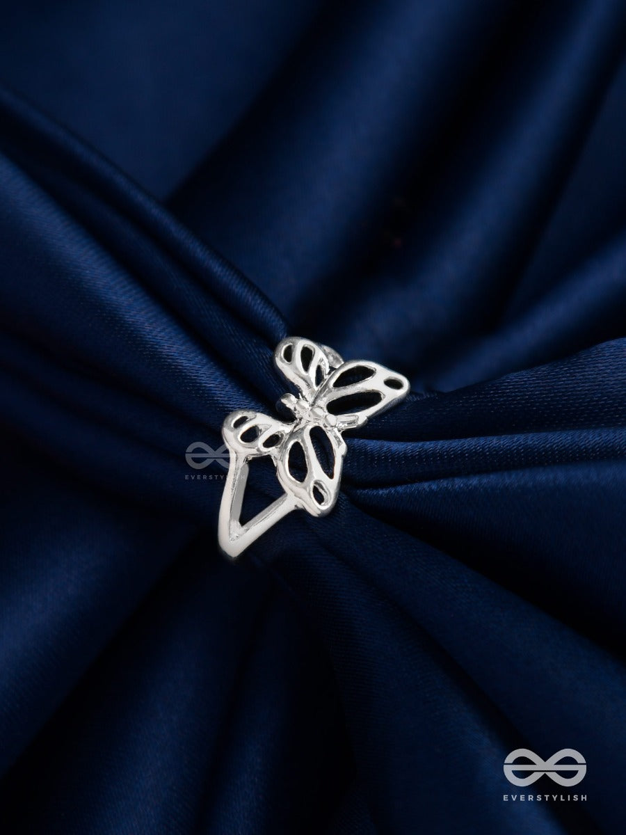 Nightshade Wings - Silver Ring