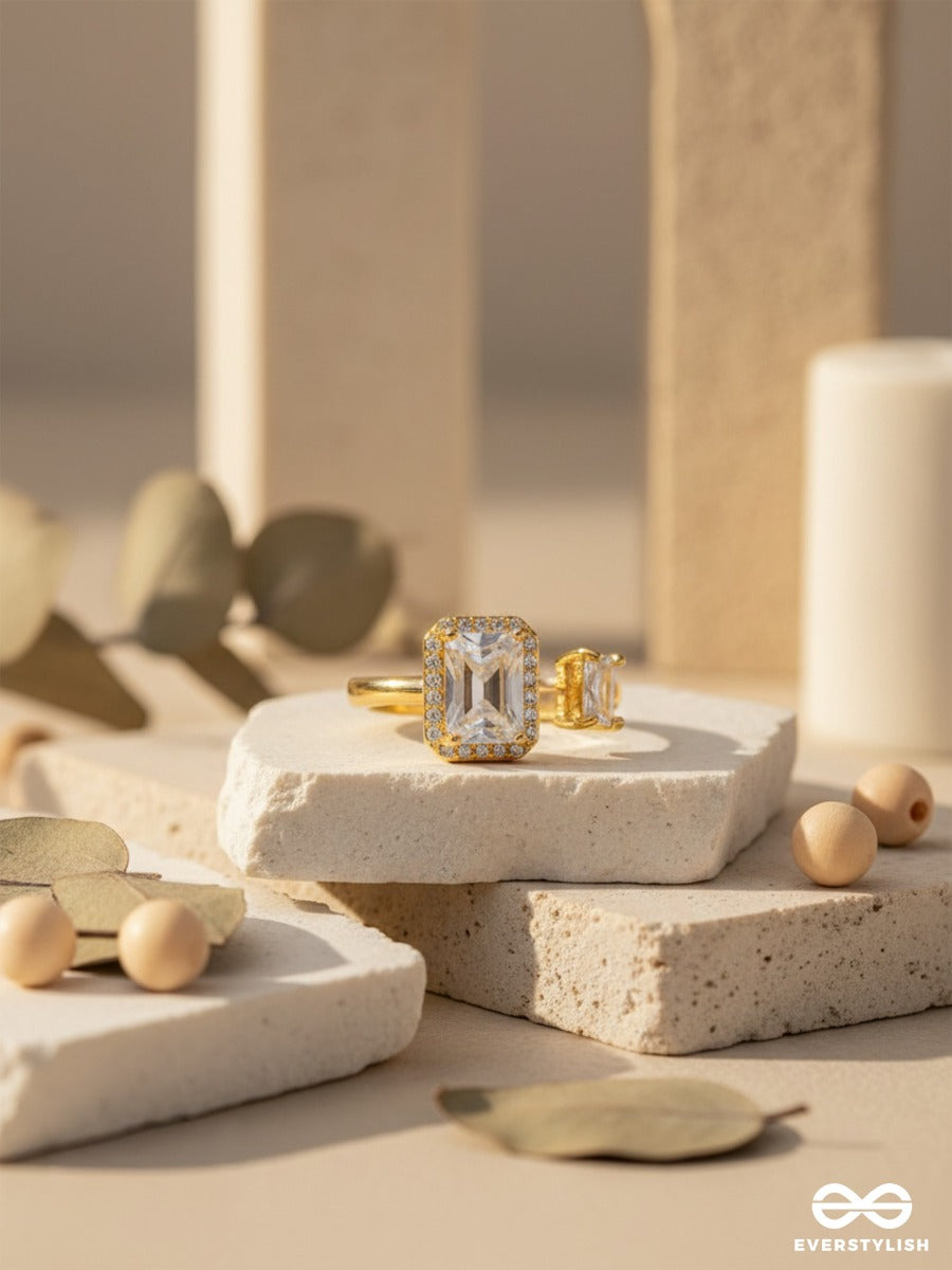 The Elegant Majesty - Golden Cubic Zirconia Ring