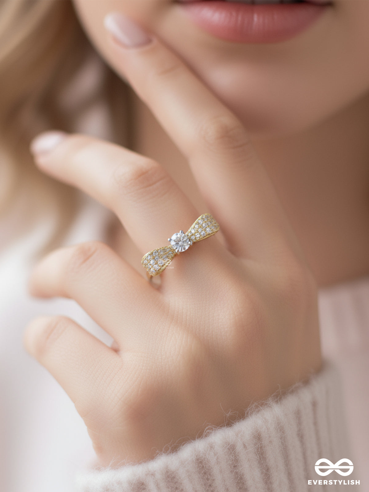 Sparkling Bow Affair - Golden Embellished Ring