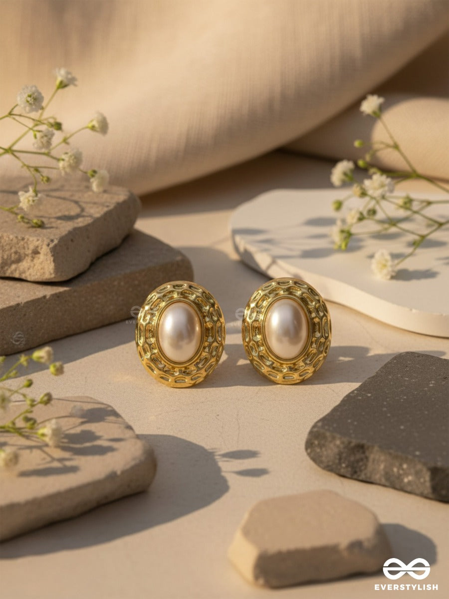 Gilded Pearls - Golden Earrings