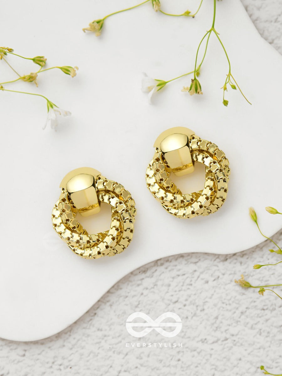 Tangled Radiance - Golden Stud Earrings