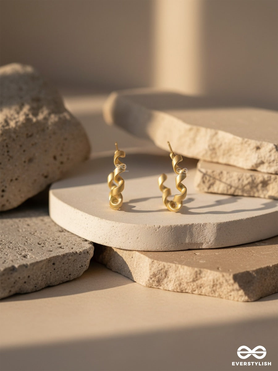 Twisted Curves - Golden Earrings